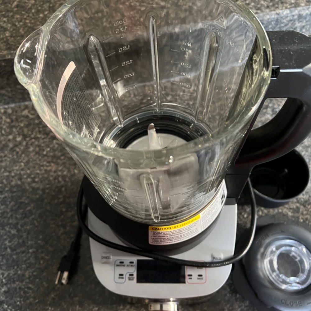 Pampered chef cooking blender - new out of box - Picture 3 of 6